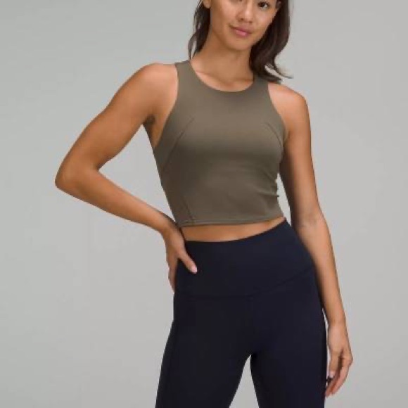 Invigorate Tank - Picture 2 of 6